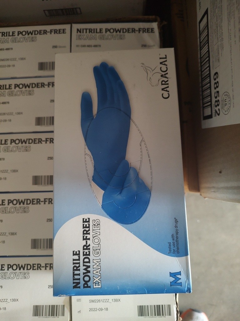 4 Caracal Powder Free Nitrile Medical Exam Gloves – Pack of 250 Size M