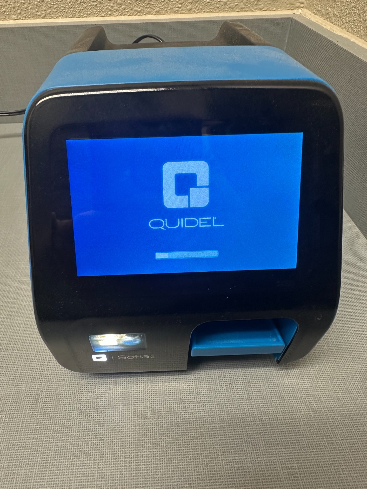 Quidel Sofia 2 Fluorescent ImmunoAssay Analyzer 20299 w/ Power Adapter
